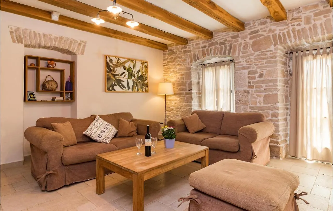Amazing Home In Liznjan With Kitchen 0*,  Croatia